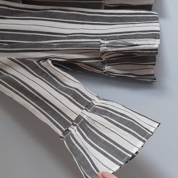 Lightweight striped blazer with flare sleeve and hem - Picture 2 of 9